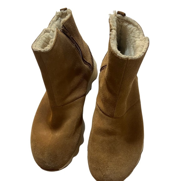 SOREL Kinetic Impact Waterproof Short Tan Suede Boots Size 7 Sherpa Lining Snow - Picture 7 of 9